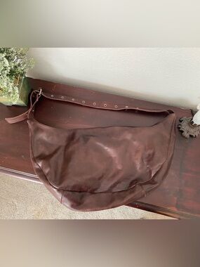 Latico Cabo Oversized Sling in Brown Leather